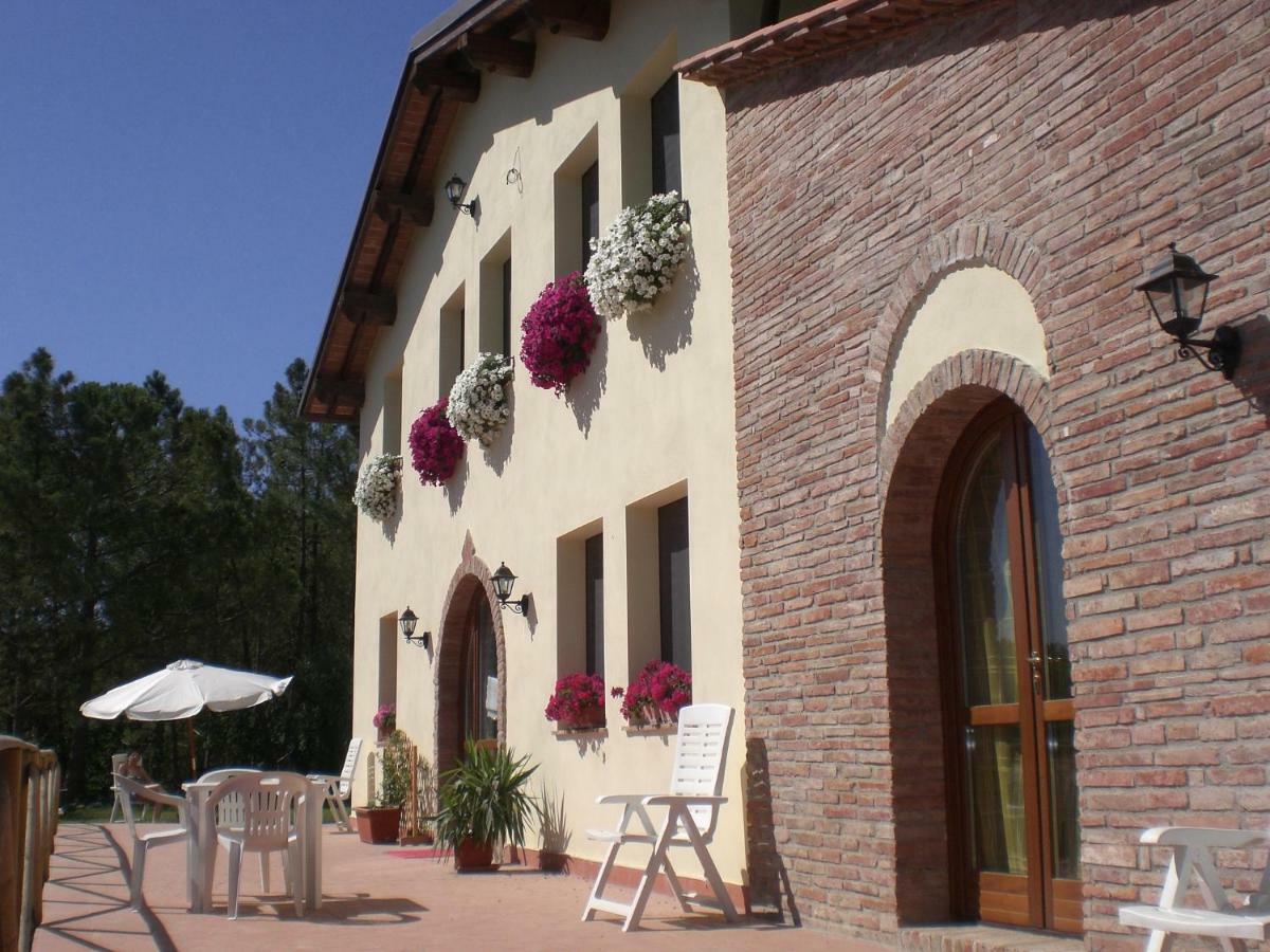Agriturismo Santa Barbara San Miniato Exterior photo